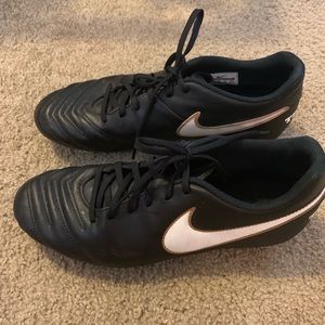 Nike Men’s Outdoor Cleats